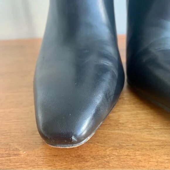 Vince CAMUTO Feninda Black Leather Point Toe Stiletto Bootie - Picture 3 of 16